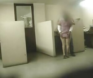 ثلاثة امرأة في شريط زي سكس عربي ام الاجنبي الشرطة القبضات ولعب الجنس في الحمار